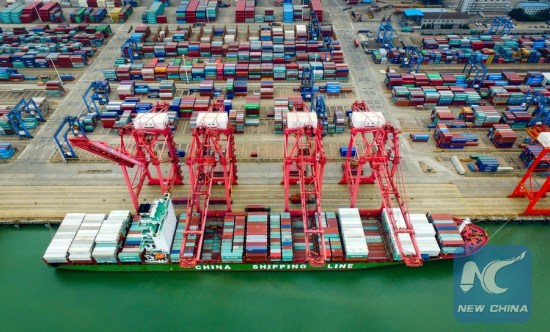 Aerial photo taken on Nov. 29, 2016 shows a view of Lianyungang Port in Lianyungang City, east China's Jiangsu Province. (Xinhua/Han Yuqing)