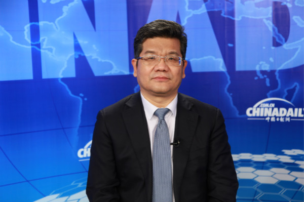 Zhang, partner at Ruihua Certified Public Accountants, member of the Chinese People's Political Consultative Conference (CPPCC) committee, was doing interview with China Daily website. (Photo/chinadaily.com.cn)