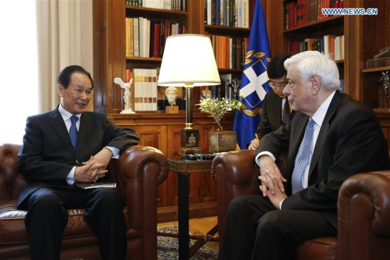 Greek President Prokopis Pavlopoulos (R) meets with President of Xinhua News Agency Cai Mingzhao in Athens, Greece, April 20, 2017. (Xinhua/Ye Pingfan)