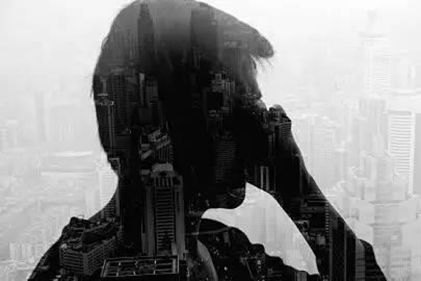 A recent online article entitled In Beijing, 20 million people are pretending to live a life went viral on the internet. (Photo/CGTN)