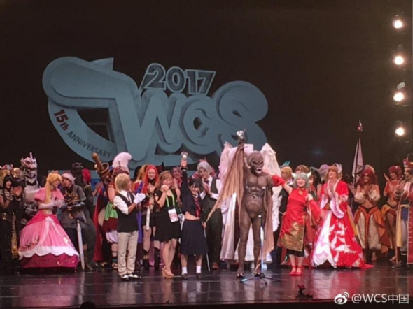 The awards ceremony for the World Cosplay Summit in Nagoya, Japan, Aug. 6, 2017. China won the first WCS Grand Championship with the performance of Ye Yan Xue and Tian Tian in Blood: the Last Vampire. Team China also won three other awards. (Photo/Weibo of WCS China)