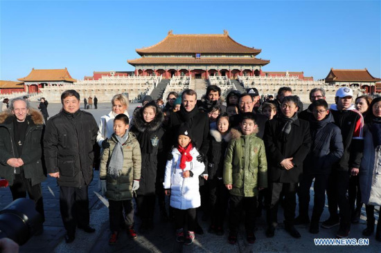 French President Emmanuel Macron and his wife Brigitte Macron visit the Palace Museum, or the Forbidden City, in Beijing, capital of China, Jan. 9, 2018. The French president is paying a state visit to China from Monday to Wednesday. (Xinhua/Zhou Gaoliang)