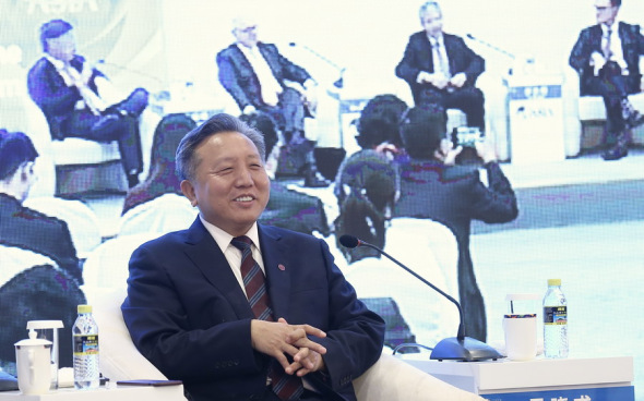 Wu Xiaoqiu, vice-president of Renmin University of China, delivers a speech during the Boao Forum for Asia Annual Conference 2018 on Wednesday.(Photo by Zou Hong/China Daily)