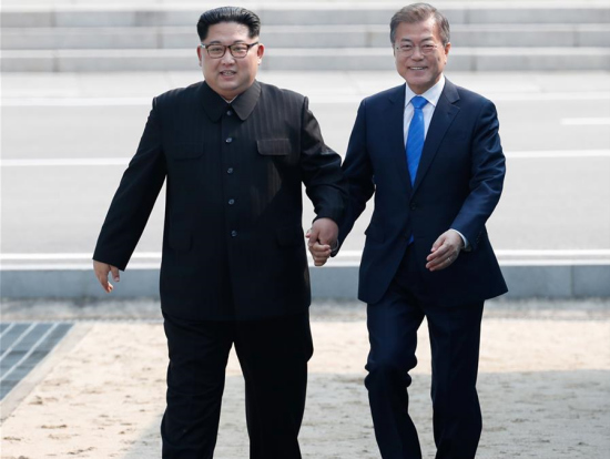 South Korean President Moon Jae-in (R) meets with top leader of the Democratic People's Republic of Korea (DPRK) Kim Jong Un in the border village of Panmunjom on April, 27, 2018.(Xinhua/Inter-Korean Summit Press Corps)