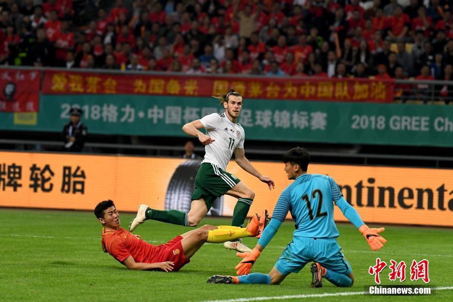 Bale hat-trick fires Wales to 6-0 win in China Cup opener