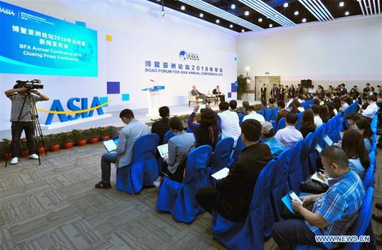 The closing press conference of the Boao Forum for Asia (BFA) Annual Conference 2018 is held in Boao, south China's Hainan Province, April 11, 2018. (Xinhua/Yang Guanyu)