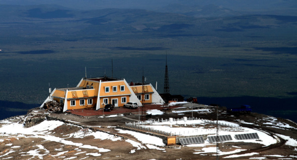 A meteorological observatory is perched high above Jilin province along the DPRK border. (Liu Zhaoming / For China Daily