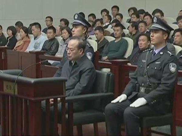 Sun Zhengcai gets life sentence for bribery