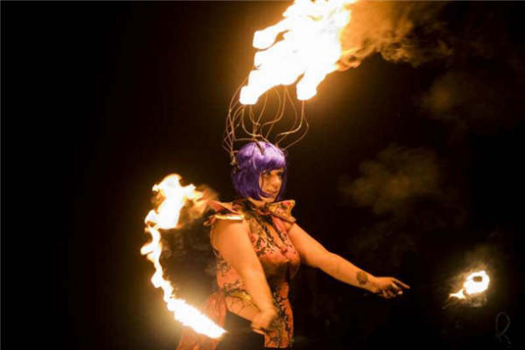 The recent Dragon Burn, a satellite Burning Man event in Anji county, Zhejiang province, draws participants to set up themed camps and arrange activities that promote community spirit. (Photo provided to China Daily/Tu Tu, Xiaofang Suskita)