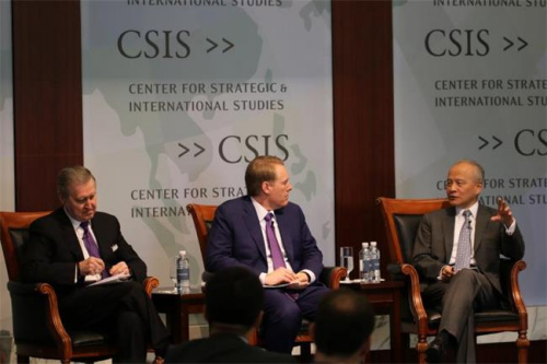 Cui Tiankai, China's Ambassador to the United States,talks with William Cohen (left), former Secretary of Defense, and Christopher K. Johnson (center), Senior Adviser and Freeman Chair in China Studies, CSIS at a forum marking Forty Years of U.S.-China Relations on May 11, 2018. (Photo by Zhao Huanxin/China Daily USA)