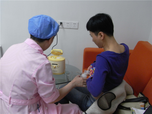 Guangzhou breast milk bank saving sick babies