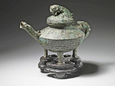 A bronze water vessel, known as Tiger Ying, is up for auction in Kent. (Photo/For China Daily) A bronze water vessel, known as Tiger Ying, is up for auction in Kent. (Photo/For China Daily)