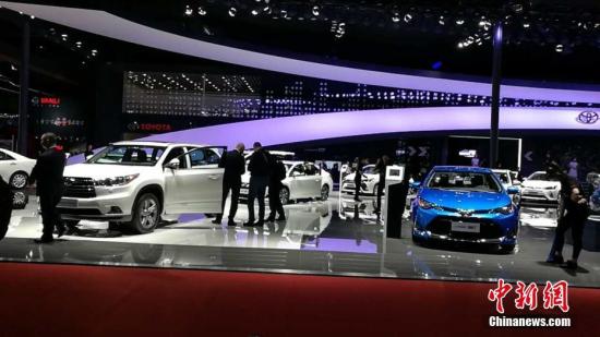 Cars are exhibited at Shanghai International Auto Show. (File photo/China News Service)