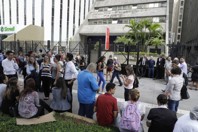 Magnitude 6.8 quake hits Bolivia, affects neighboring Brazil, El Salvador