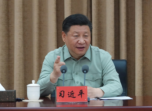 President Xi Jinping, also general secretary of the Communist Party of China (CPC) Central Committee and chairman of the Central Military Commission, makes remarks during an inspection of the People's Liberation Army Academy of Military Science on May 16, 2018. (Photo/Xinhua)