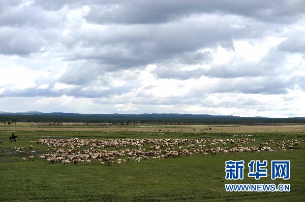 A visit to the steppes in the far north of China offers an enthralling cultural experience