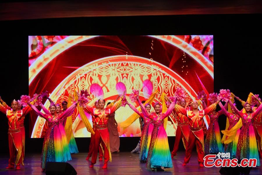 2018 Spring Festival gala for overseas Chinese held in London
