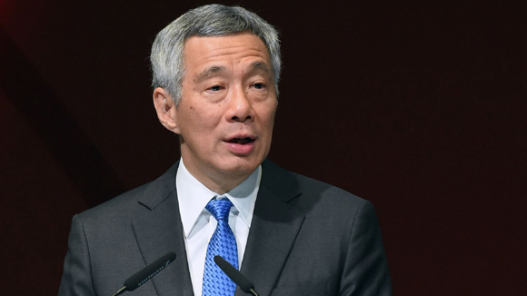 Singapore's PM urges free trade and economic connectivity ahead of Boao Forum